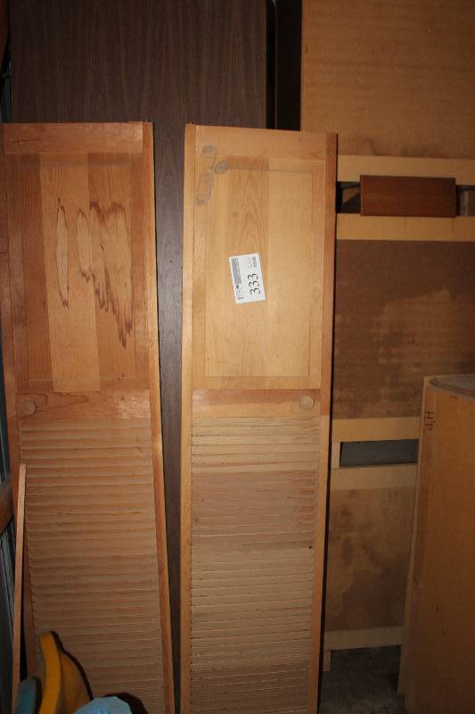 lot 333 image: Wood Closet Doors, Misc Wood Sections