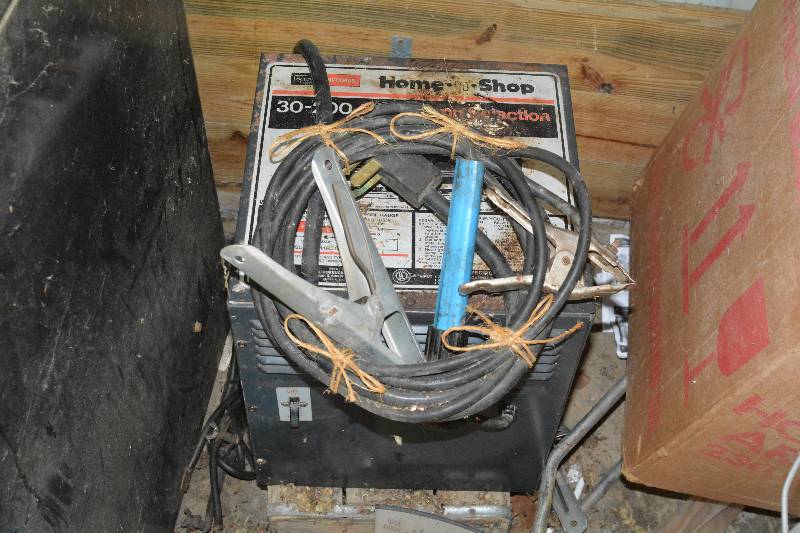 lot 262 image: Sears Craftsman 200A Home-N-Shop Arc Welder, Accessories, Owners Manual