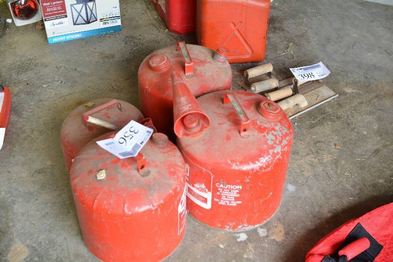lot 356 image: Lot of (4) Metal Gas Cans