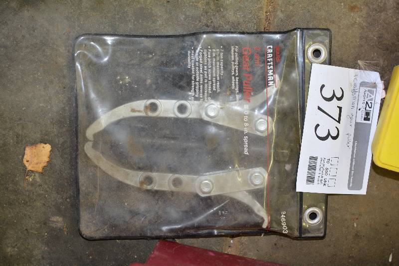 lot 373 image: Craftsman Gear Puller