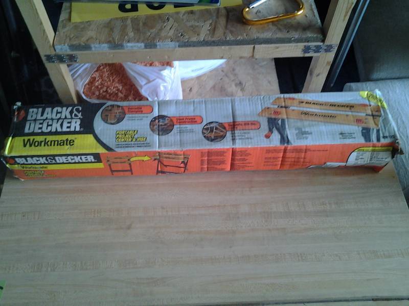 lot 19 image: New Black & Decker Workmate