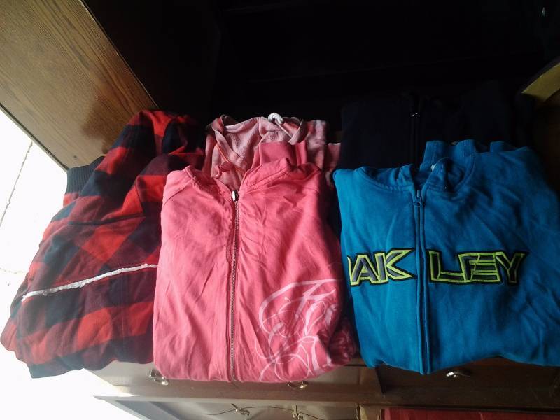OakleyRoxyFox Zip-Ups Size ML