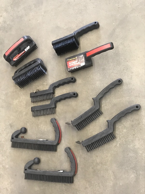 Box Of Assorted New Painters Wire B...