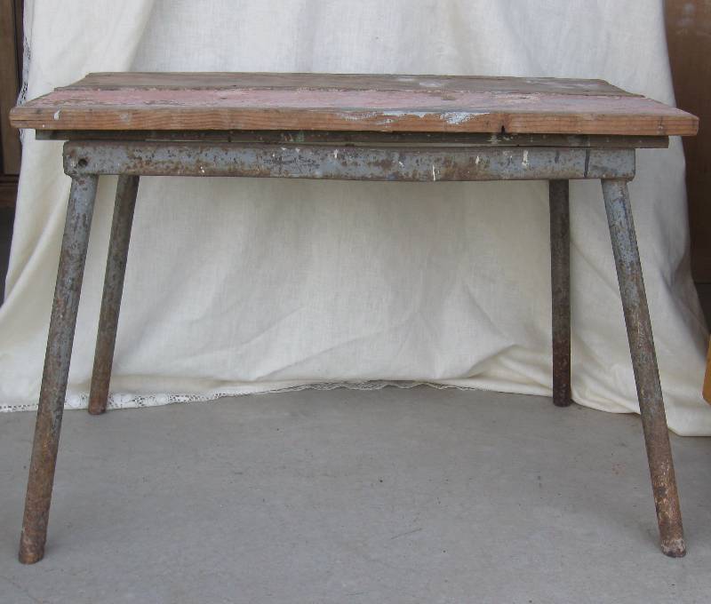 lot 49 image: Vintage Industrial MetalWood Bench & Folding Seat