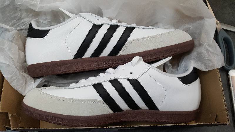 Mens Adidas Samba Classic Shoe White  Black Shoe  Shoes -&nbsp12