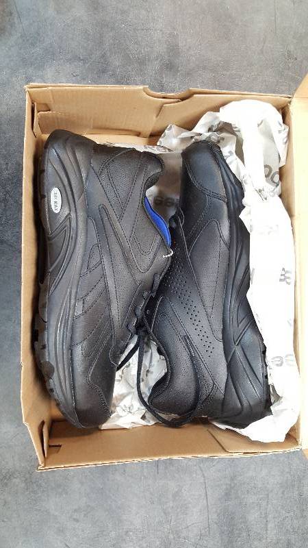 Mens Reebok Walk Ultra V DMX Max Black Shoe  Shoes - 8