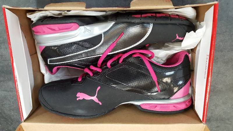 Womens PUMA Tazon 6 FM Black Pink Shoe  Shoes - 8.5