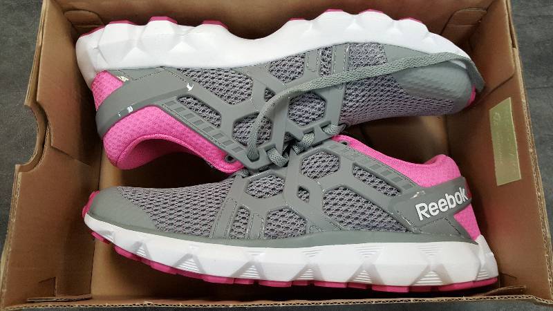 Womens Reebok Hexaffect Run 4.0 MT Silver Running Shoe  Shoes - 9