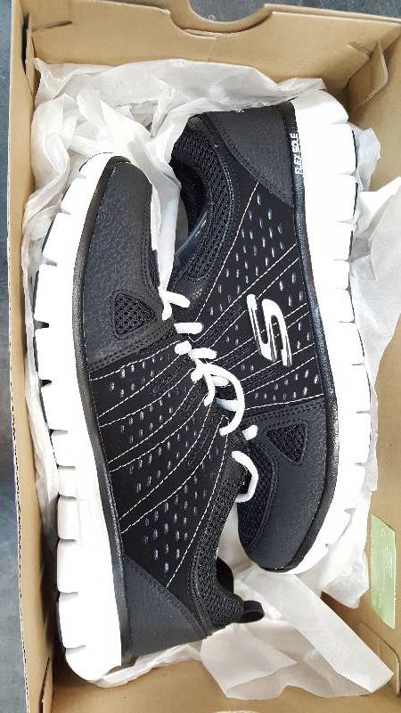 Womens Sketchers  Skechers Synergy Look Book Black White Shoe  Shoes - 7