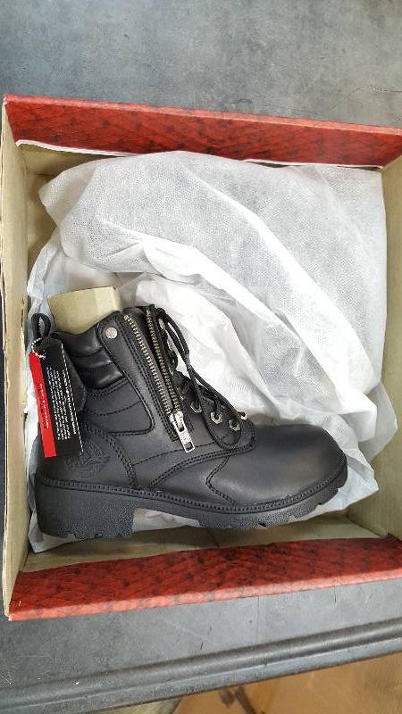 Womens Milwaukee Leather Black Boot  Boots - 6.5