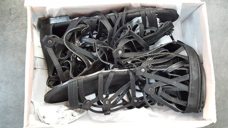 Womens GC Shoes Claudia Gladiator Black Sandal  Sandals - 8.5