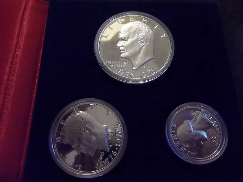 US Bicentennial Silver Proof Set In Original Case, Box & COA
