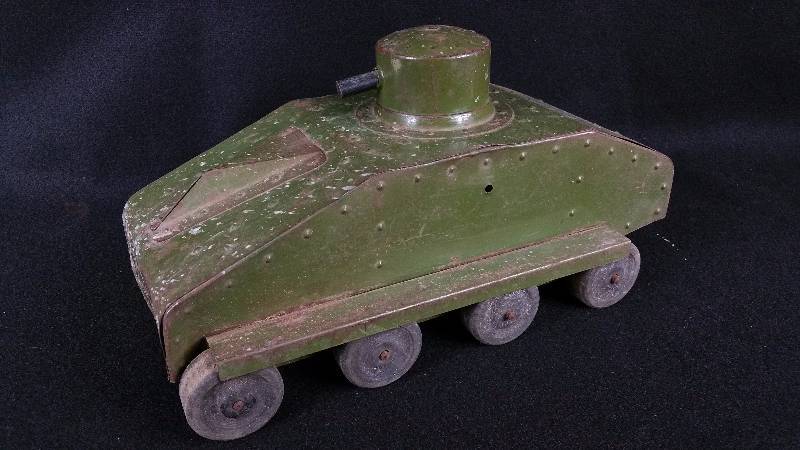 lot 59 image: Large Primitive Steel & Wood Army Tank