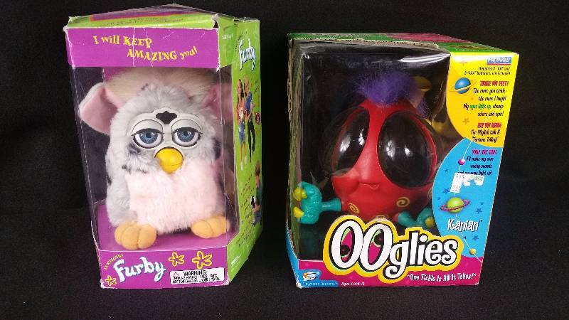 lot 76 image: 1998 Furby in Box & 1999 Ooglies in Box