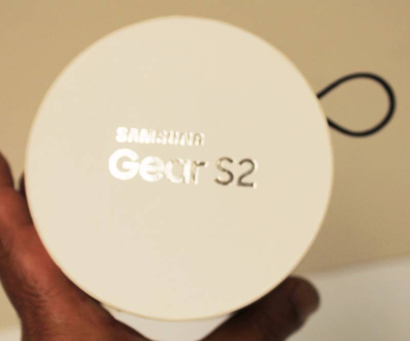 lot 7 image: Smartwatch SAMSUNG Gear S 2