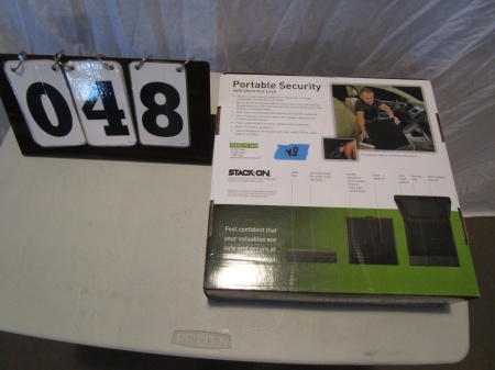 lot 48 image: Stack-On Portable Security Case