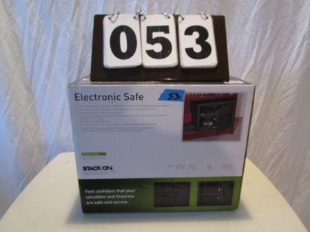 lot 53 image: Stack-On Personal Safe