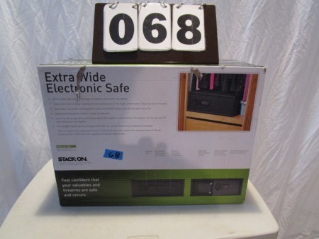 lot 68 image: Stack-On Large Extra Wide Personal Safe