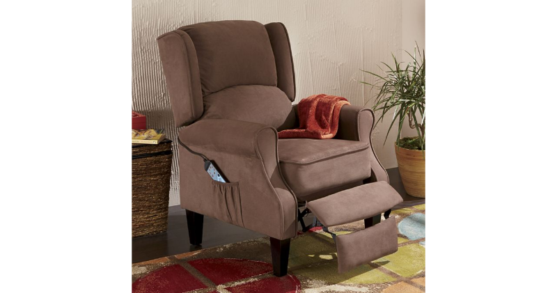 lot 41 image: Heated Massage Recliner - no upper ...