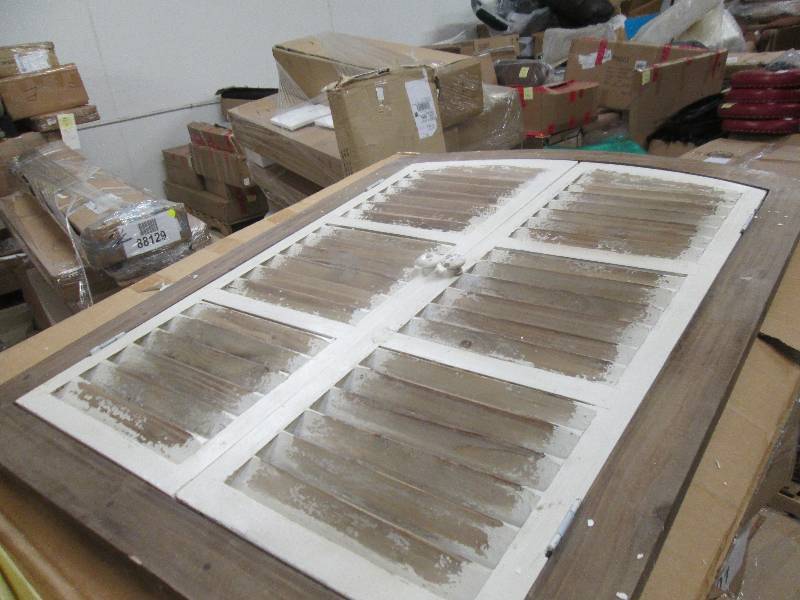 lot 102 image: Shutter Mirror open box Retail $159...