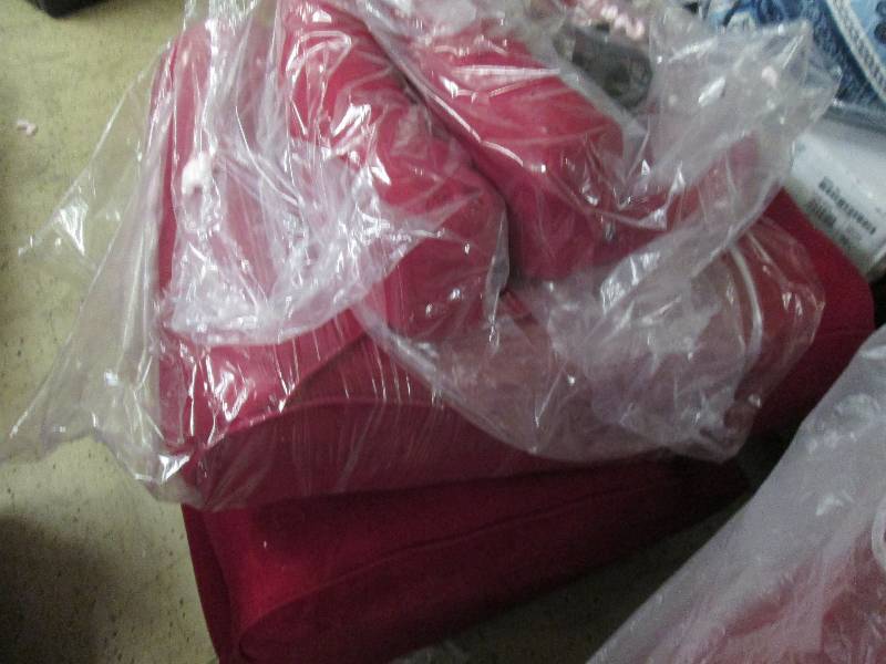 lot 134 image: Rocking Massage Chair open box, unt...