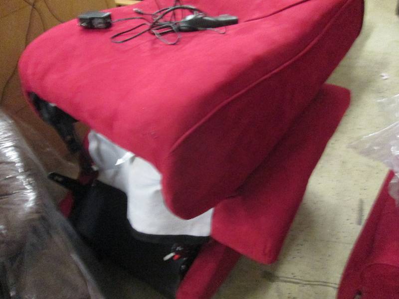 lot 135 image: Rocking Massage Chair open box, unt...