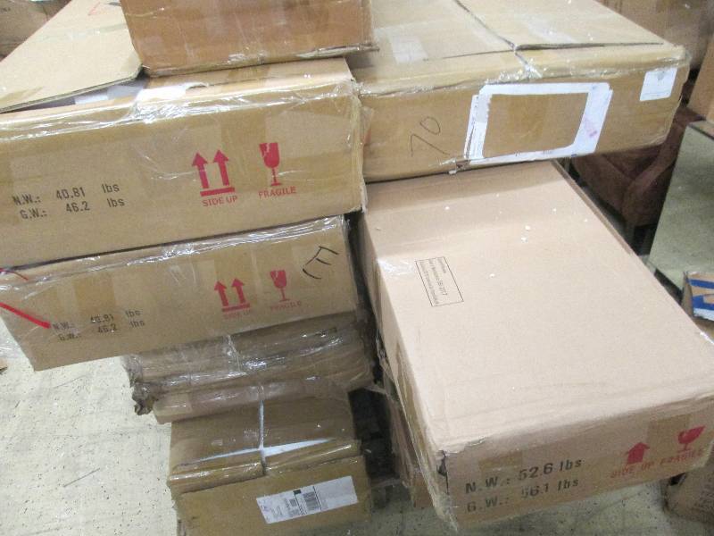 lot 196 image: Pallet of Furniture Damaged or Mis...