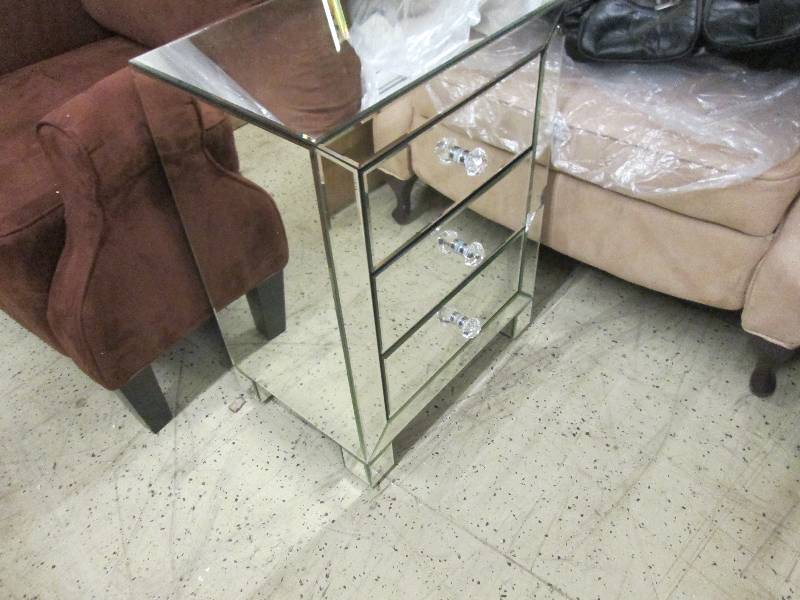 lot 42 image: Mirrored Night Stand -slight damage...