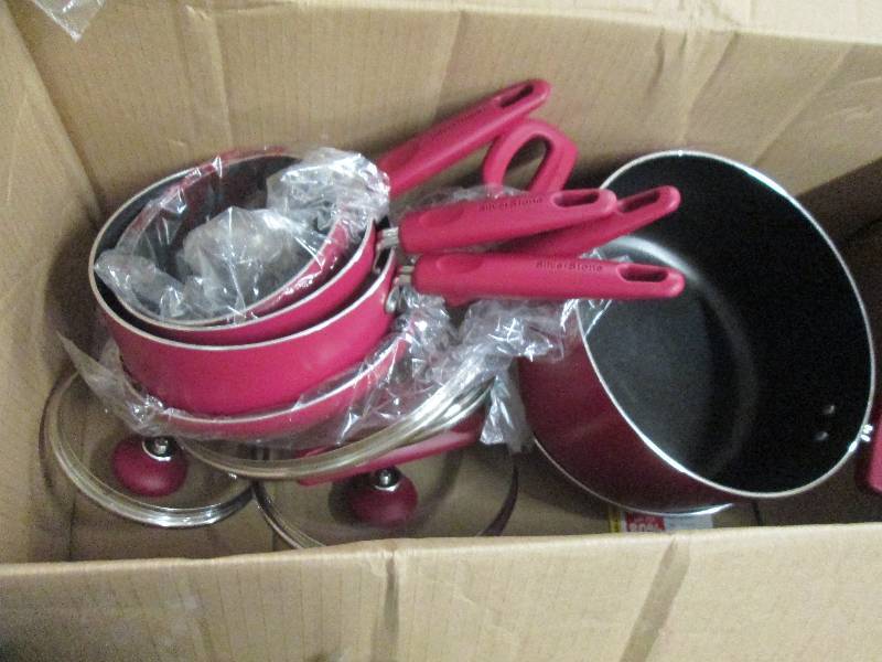 lot 89 image: SilverStone  Nonstick Cookware Se...