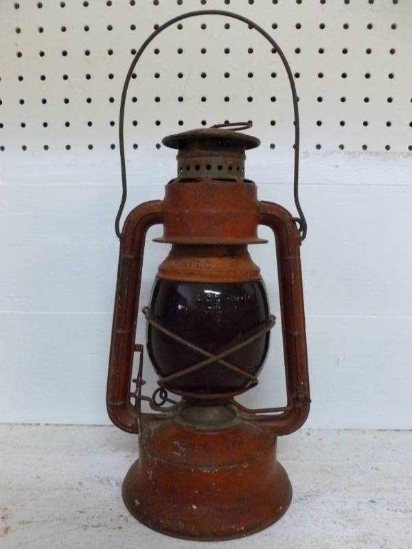 lot 6 image: Vintage Dietz