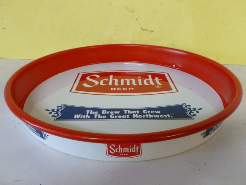 lot 80 image: Vintage Schmidt Beer