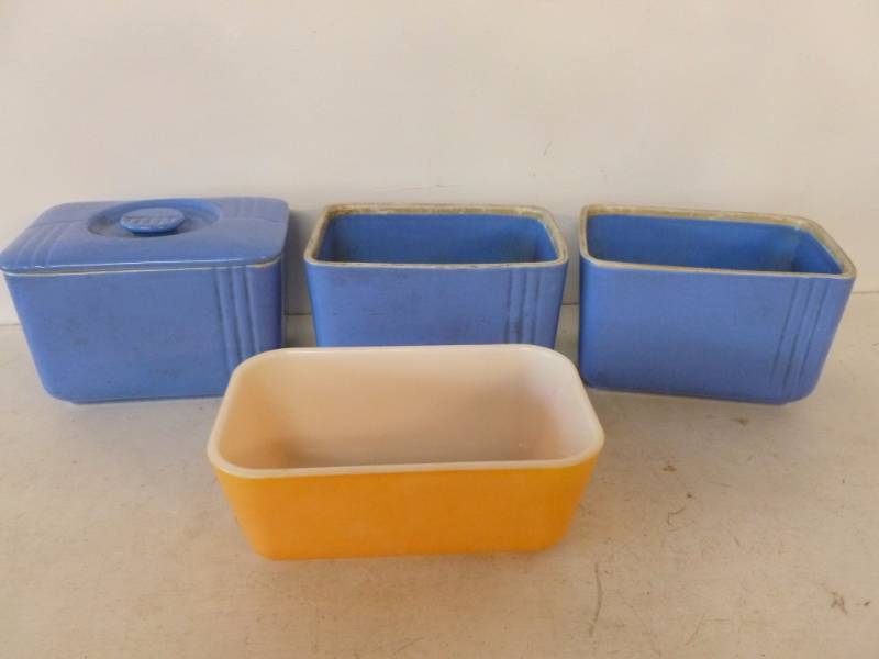 lot 98 image: Vintage Halls