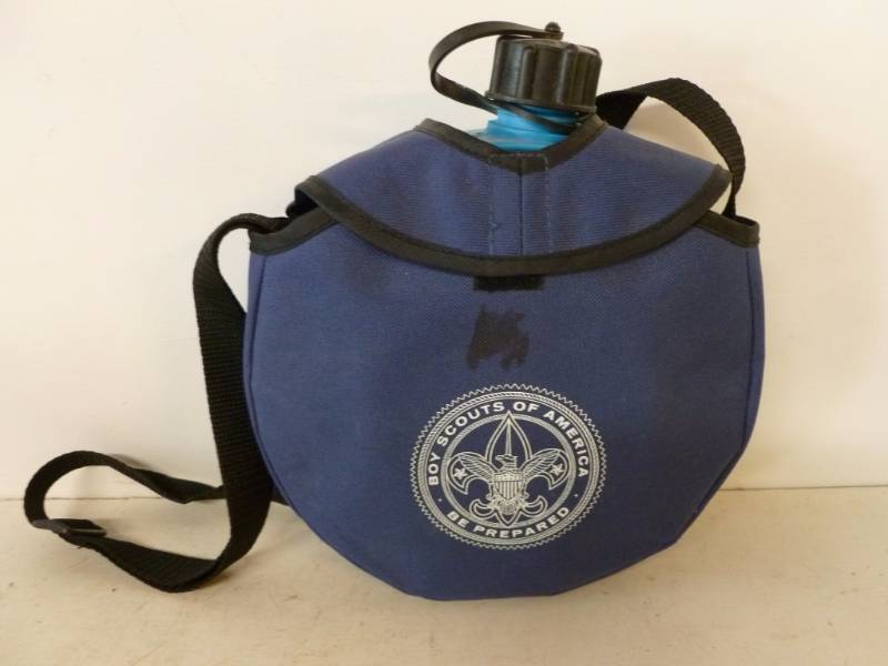 lot 148 image: Boy Scouts Canteen