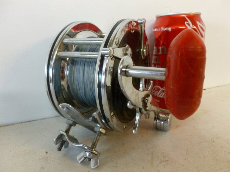 lot 160 image: Vintage Fishing Reel