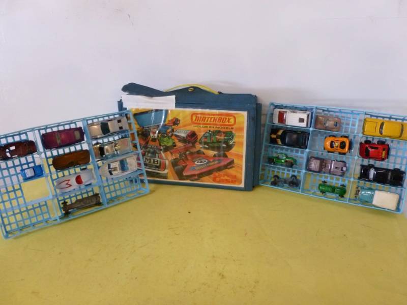 lot 171 image: Matchbox Cars