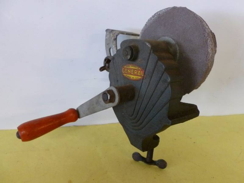 lot 187 image: Vintage Tool