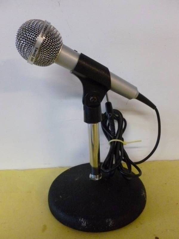 lot 201 image: Microphone