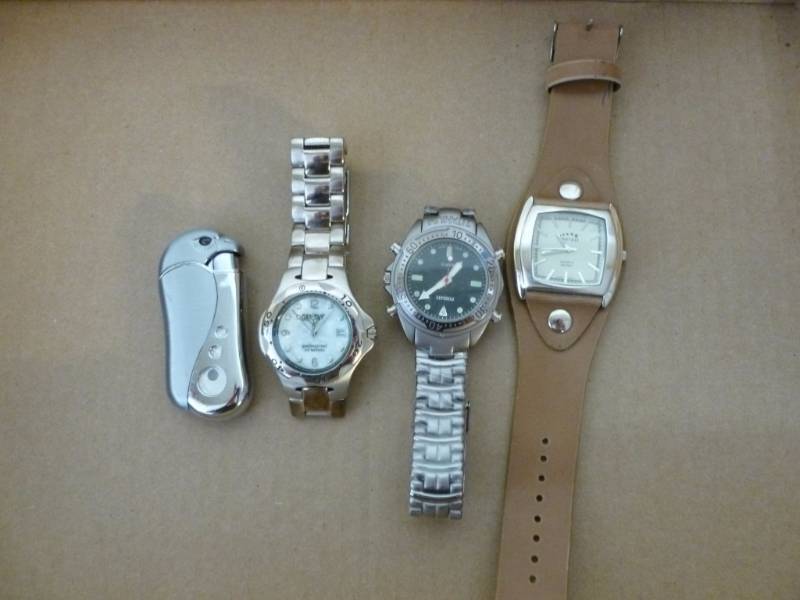 lot 216 image: Watches