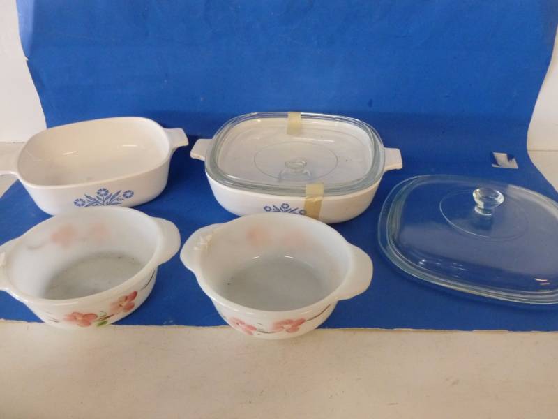lot 224 image: Corning Ware
