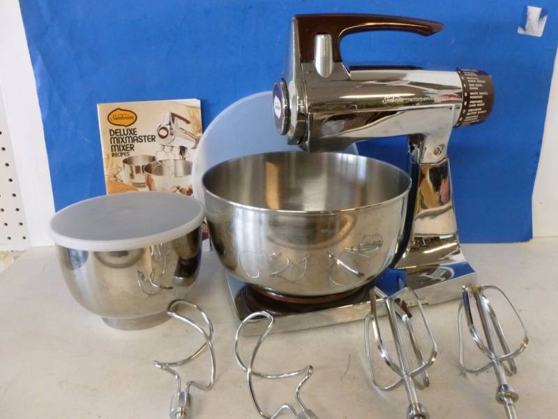 lot 230 image: Kitchen Mixer