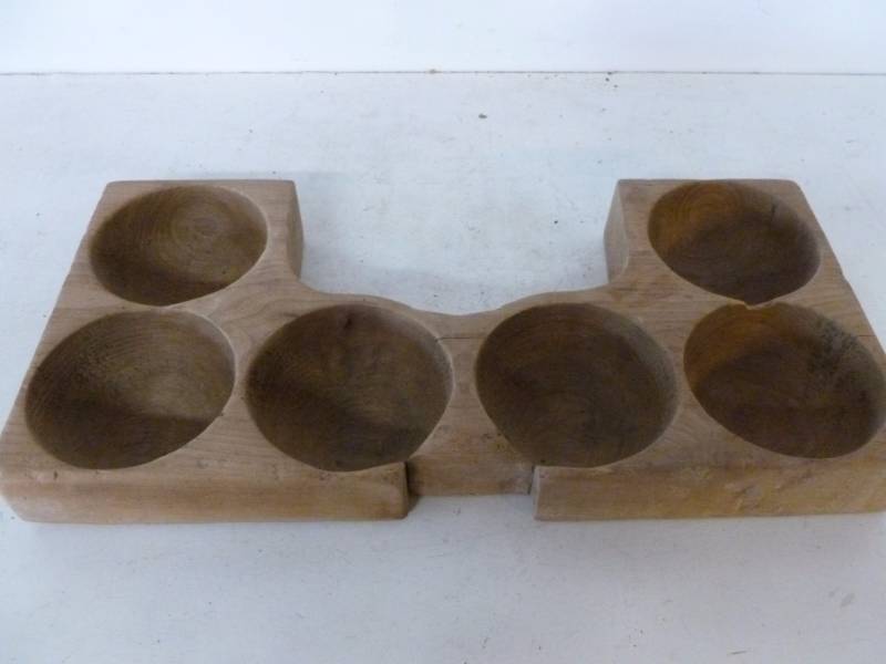 lot 245 image: Vintage Cashier Tray