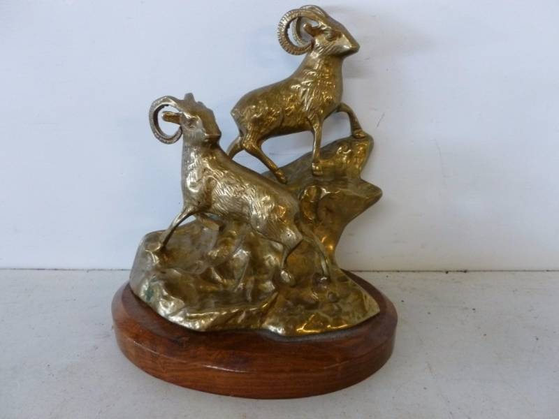 lot 250 image: Cast Brass