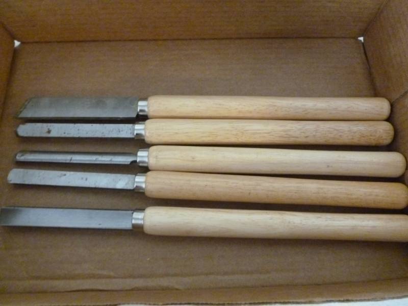 lot 283 image: Wood Carving Set