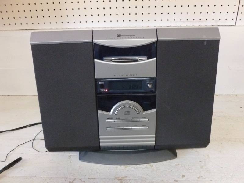 lot 304 image: Stereo