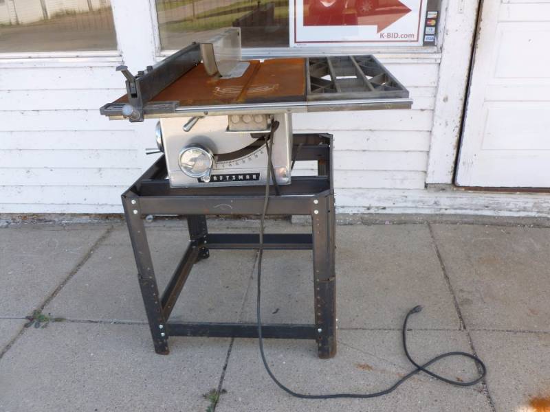 lot 320 image: Craftsman Table Saw