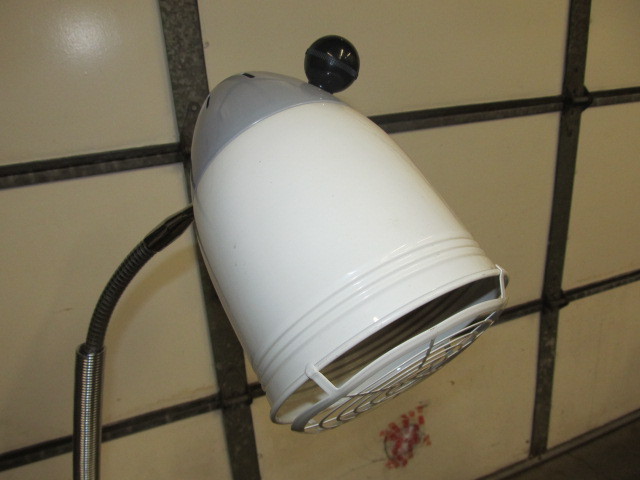 lot 30 image: LIKE NEW Solmed Plus IR-3000 Medical Therapy Pain Management System Light