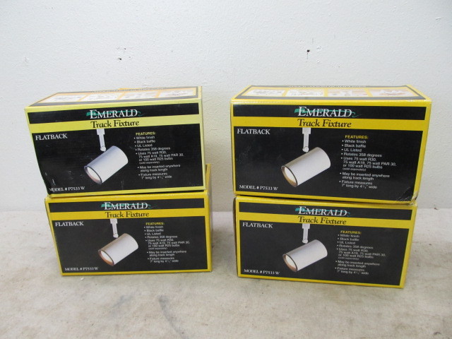 lot 35 image: 4 NEW Track Light Fixtures