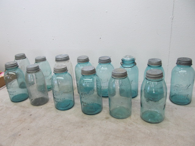 lot 47 image: Lot of 14 VintageAntique LARGE Half Gallon Canning Jars