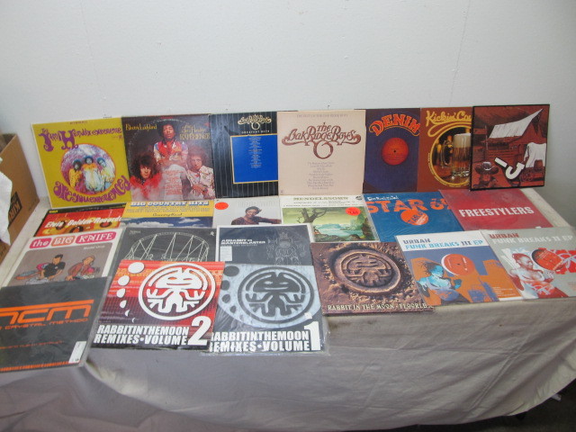 lot 111 image: Lot of Assorted Vinyl Records