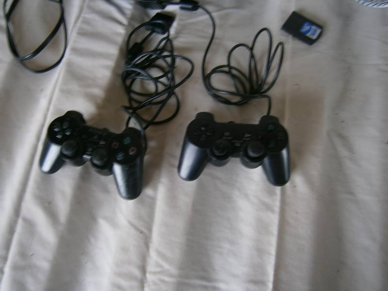 lot 160 image: Playstation 2 System PS2 with 2 controllers